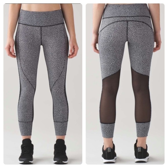 lululemon athletica Pants - Lululemon Hit It 7/8 Tight Frozen Fizz SZ 6